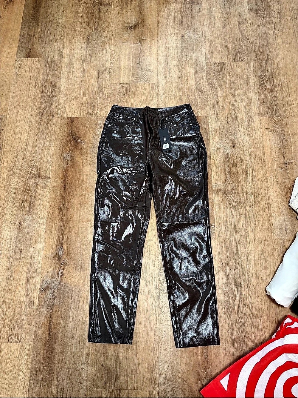Brand new vera moda size 28 brown leather pants. Straight leg.